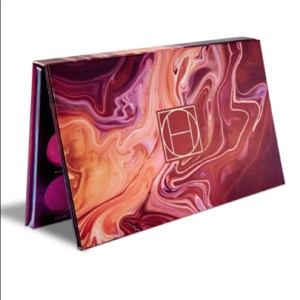 HIPDOT Zion Eyeshadow Palette – New in Box – Bold Reds, Purples,‎ Oranges – NIB